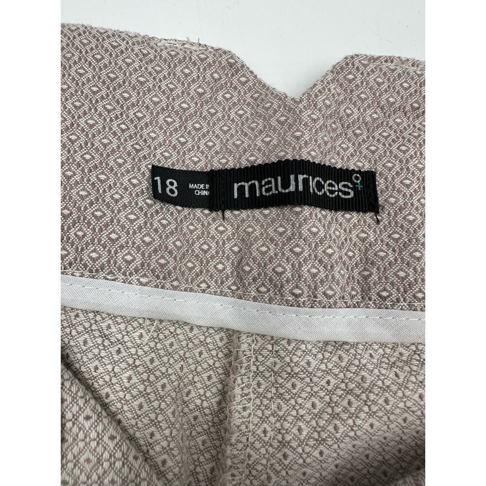 Maurices Smart Shorts Size 18 4.5" inseam - Picture 2 of 4